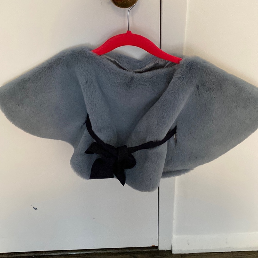 Il gufo faux fur capelet